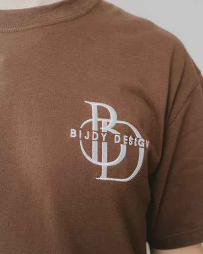 Bijdy Classic fit T-shirt Bruin